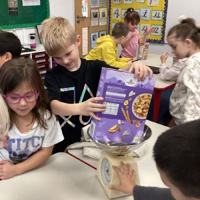 Super weighing in Maths